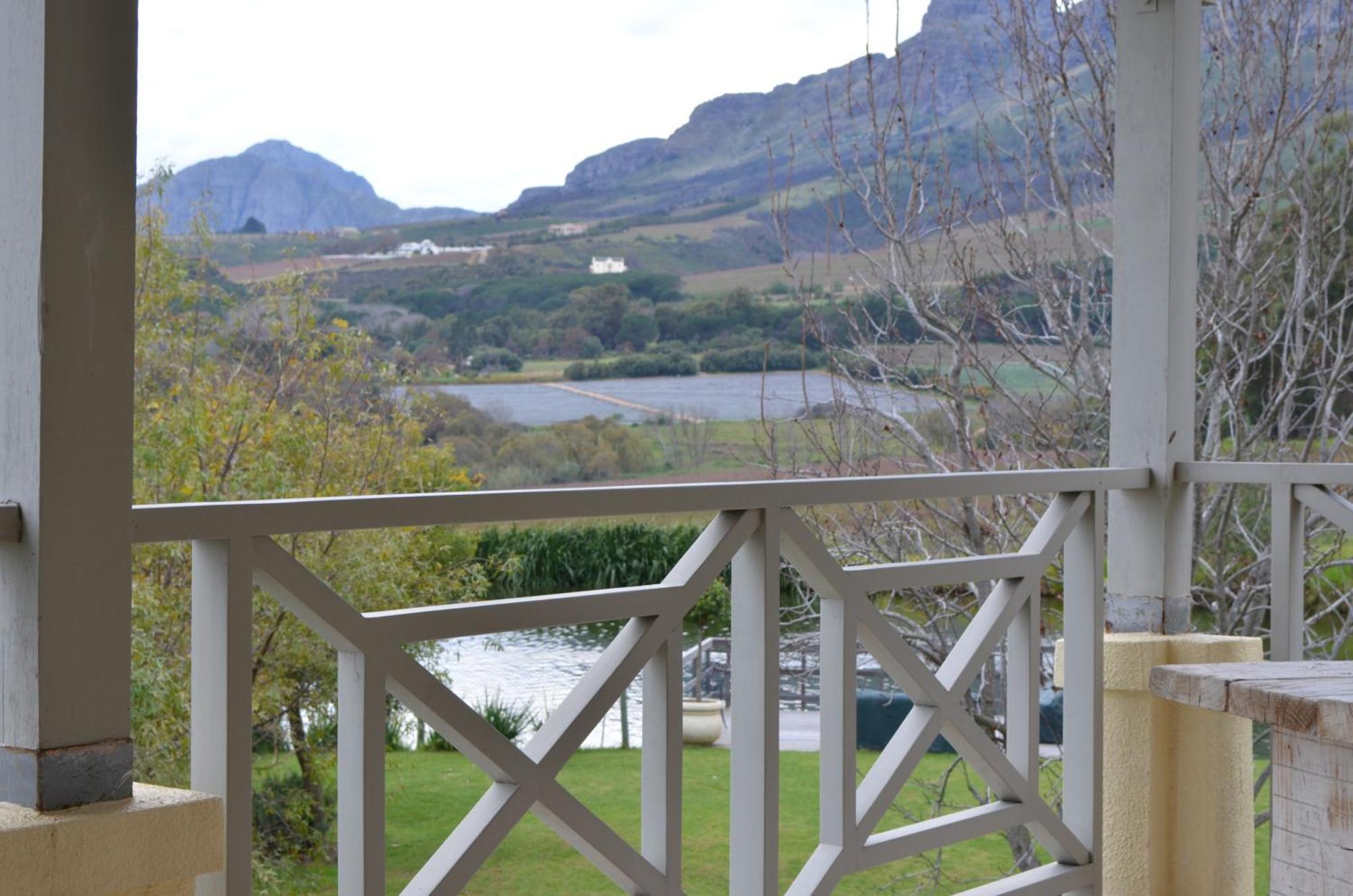 In The Vine Country Manor Guesthouse Stellenbosch Eksteriør billede